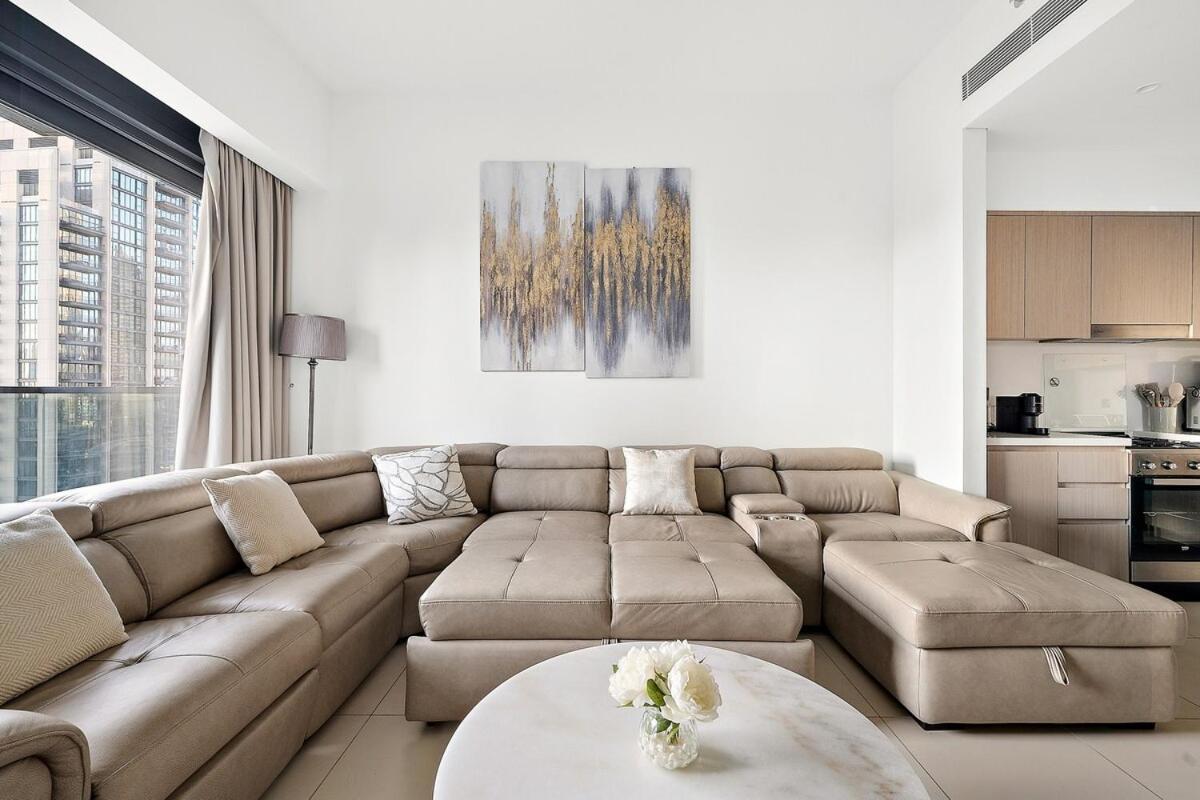 First Class 2br Mesmerizing Views Dubaï